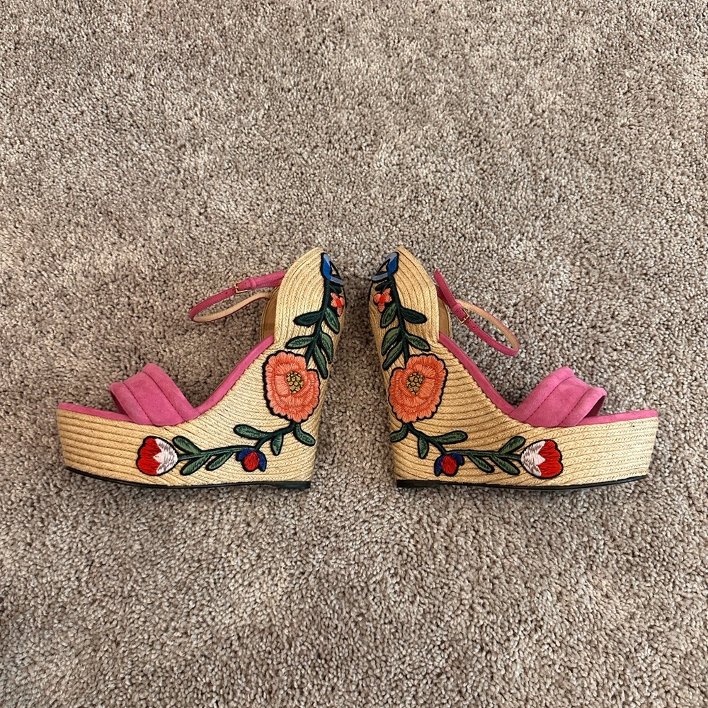 Gucci Pink Suede Floral Embroidered Espadrille Wedge Sandals